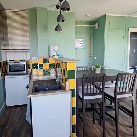 Les Perroquets Apartment Royan